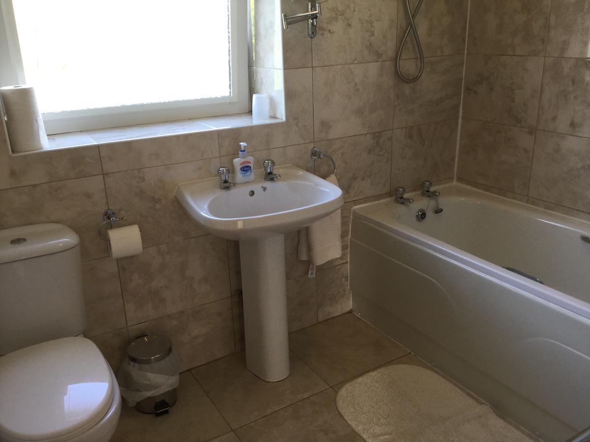 3 Bedroom Culduthel House Free Parking 因弗内斯 外观 照片